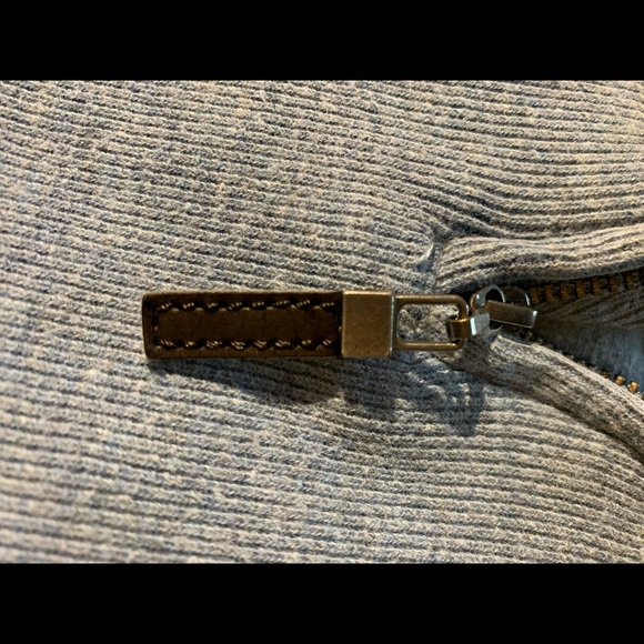 Sweater/pull over - Picture 3 of 5